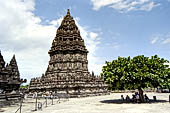 Prambanan - Candi Lara Jonggrang, secondary shrine 